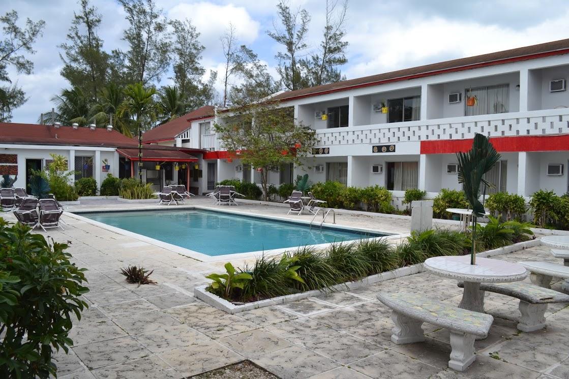Nettie'S Different Of Nassau Casuarina'S Hotel Eksteriør billede